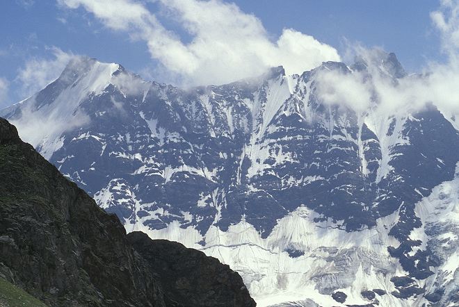 01breithorn_und_tyfelsgrat.jpg