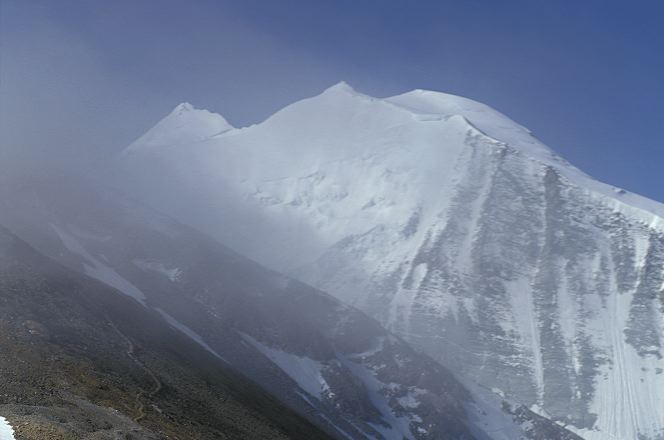 39_wolkenfetzen_am_aufstieg.jpg